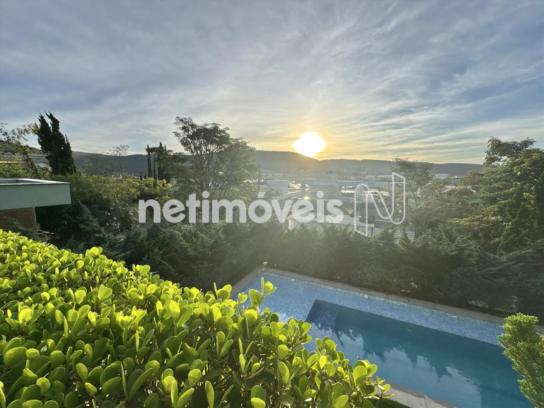 Vista da varanda suíte máster