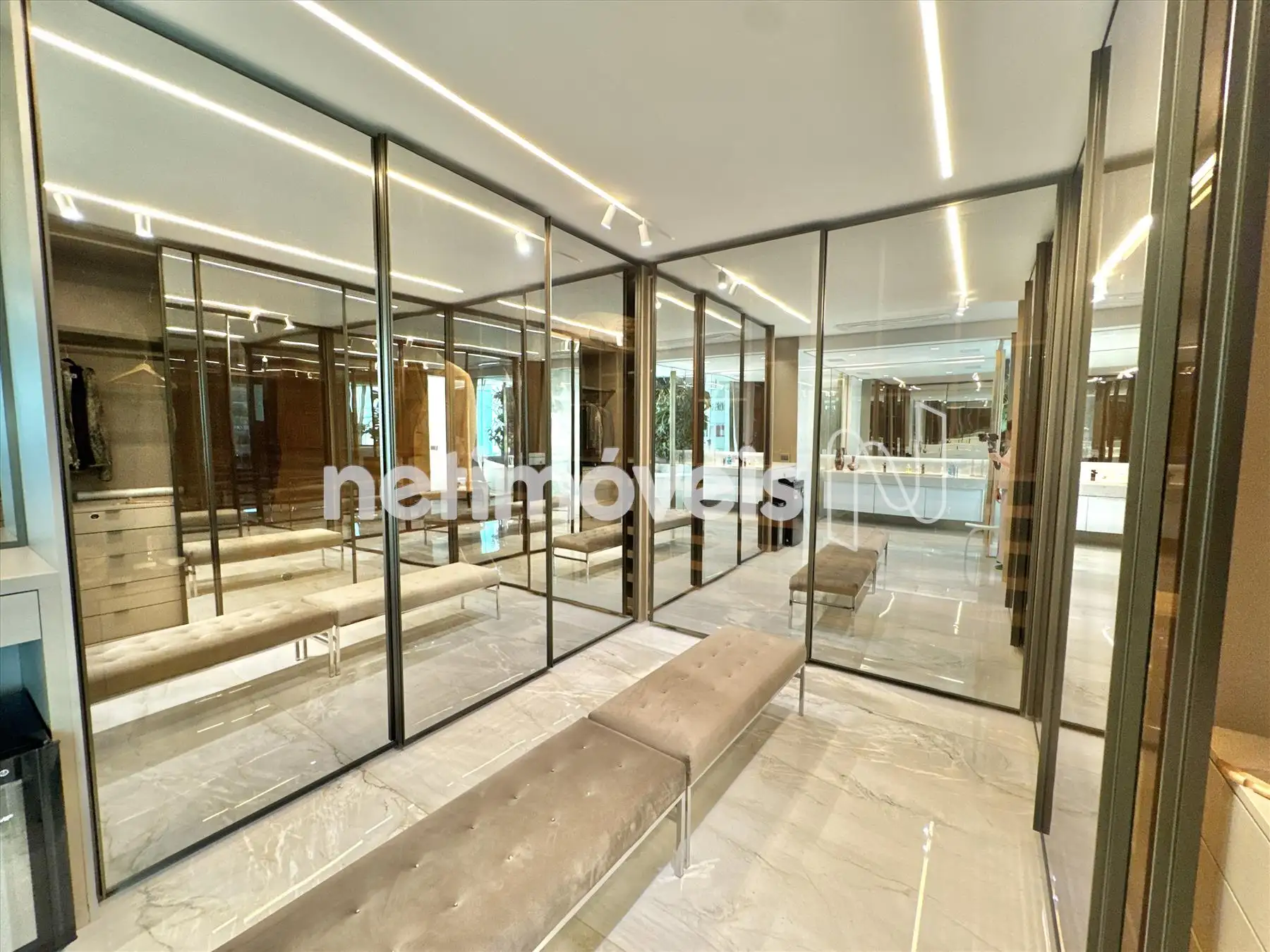 Closet suíte máster