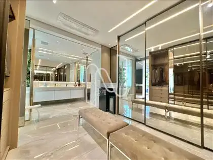 Closet com penteadeira suíte master 