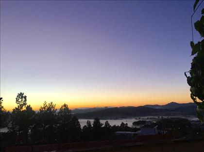 Vista do amanhecer no entorno