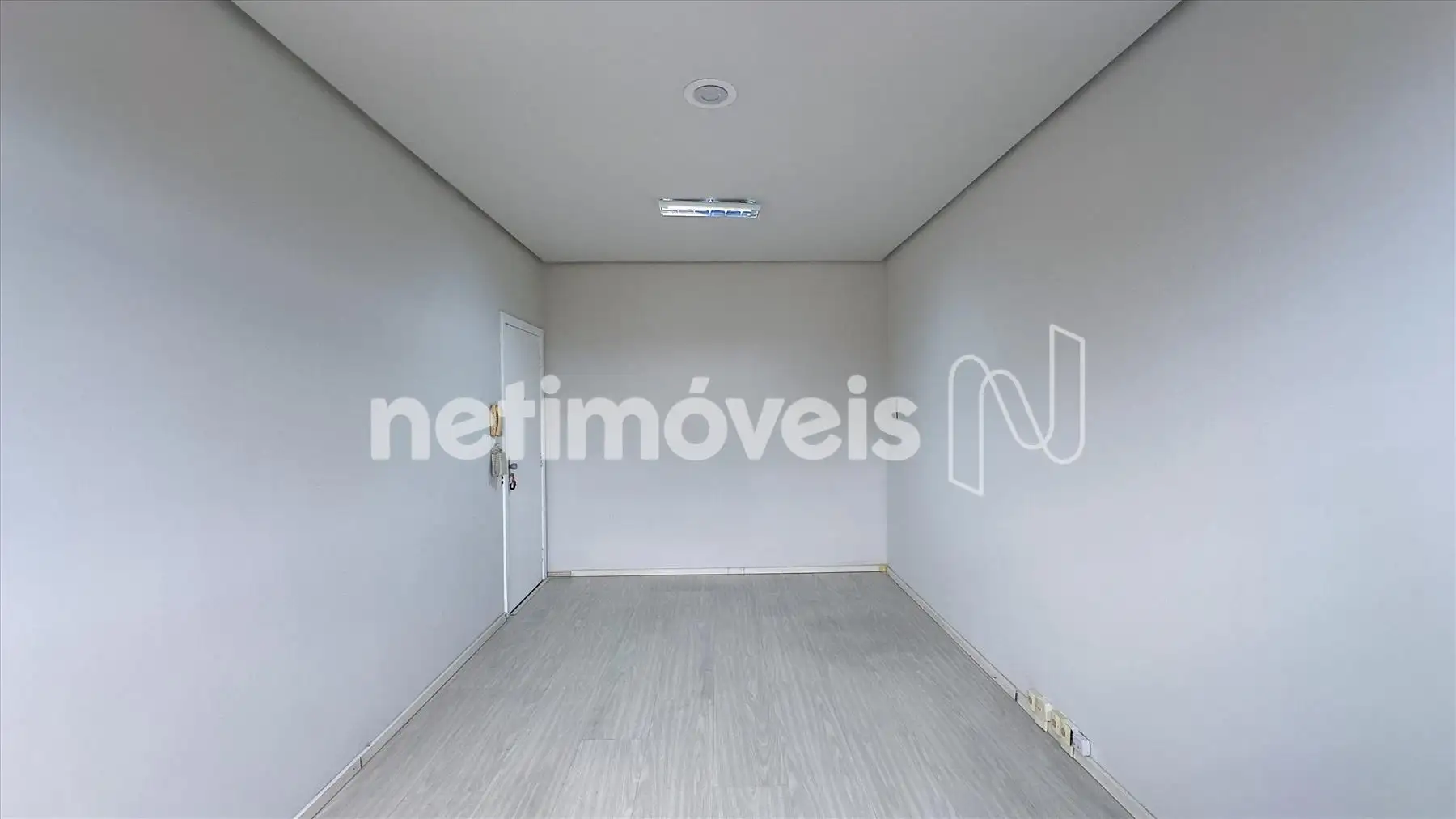 Parte interna/fundos