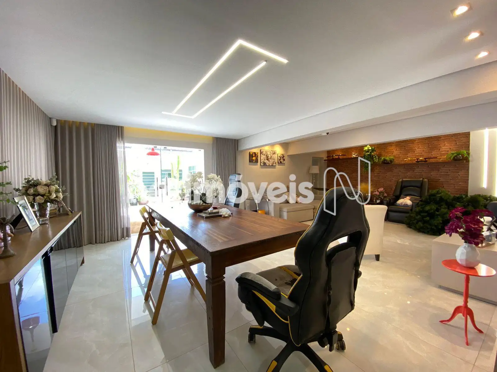 2o. andar: Sala de cinema/conviv. C