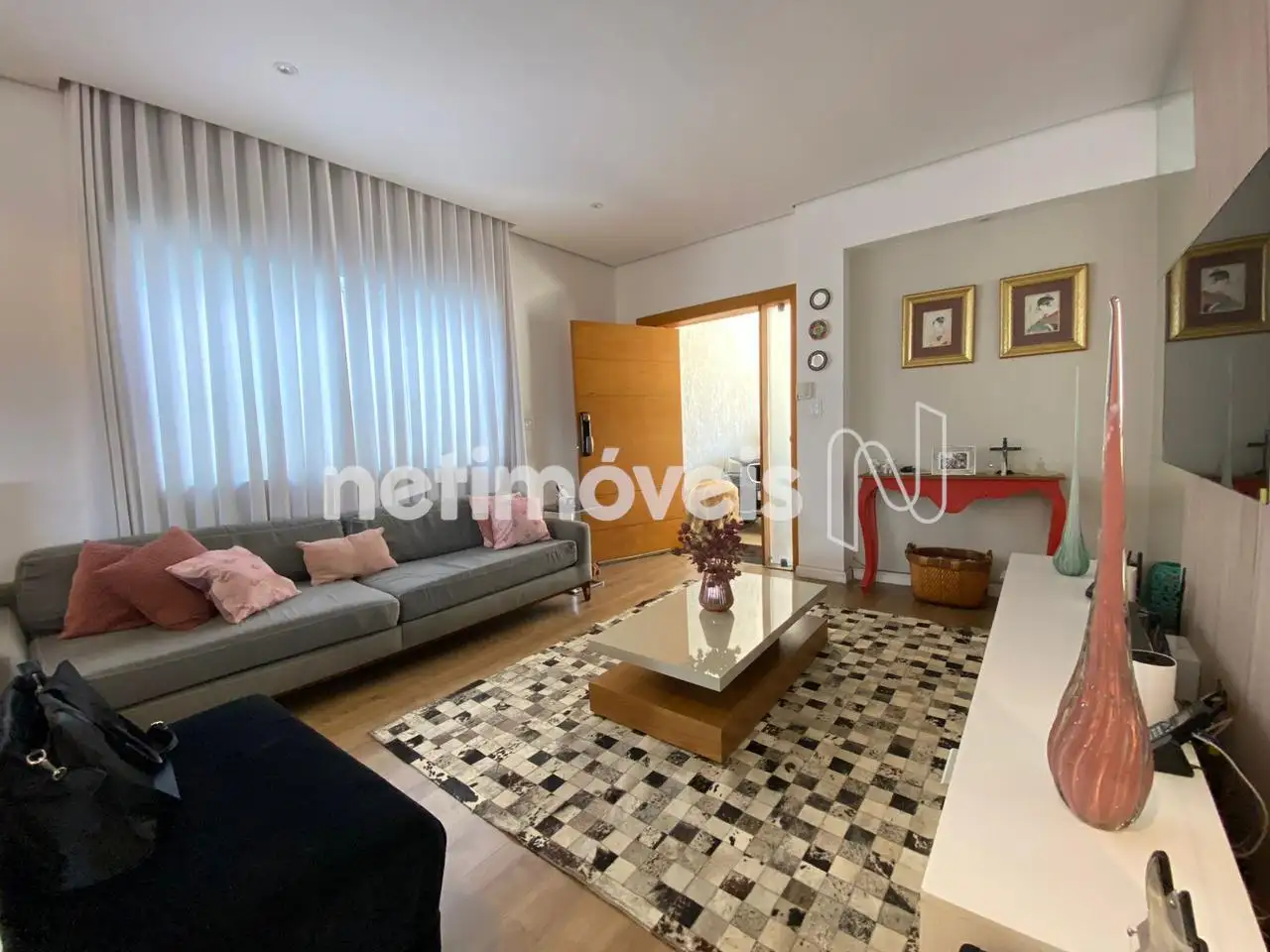 1o. andar: Sala para 2 ambientes - B