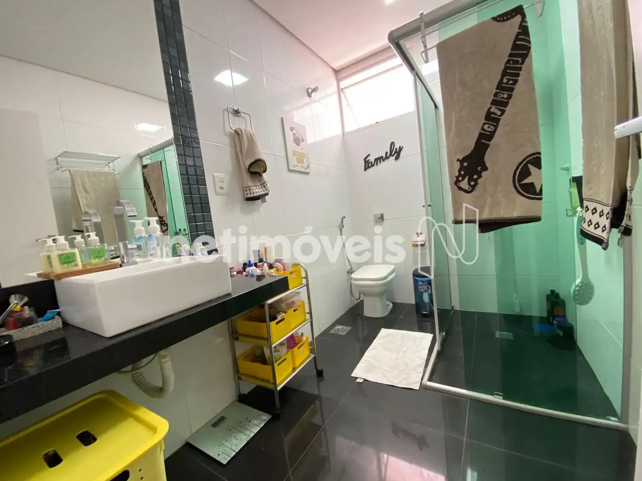 1o. andar: Banheiro social