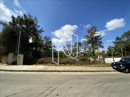 Frente na rua