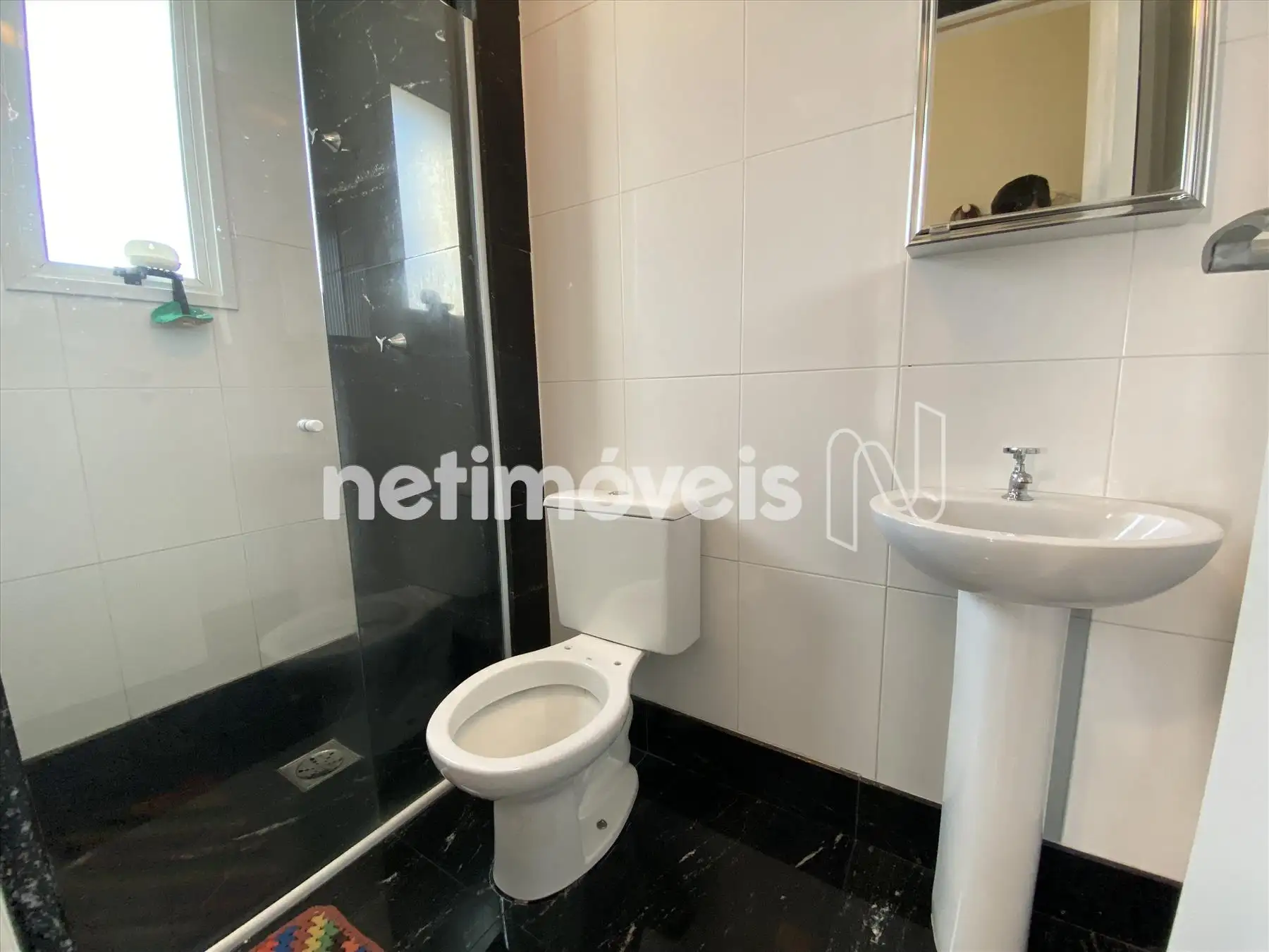 Banheiro de serviços