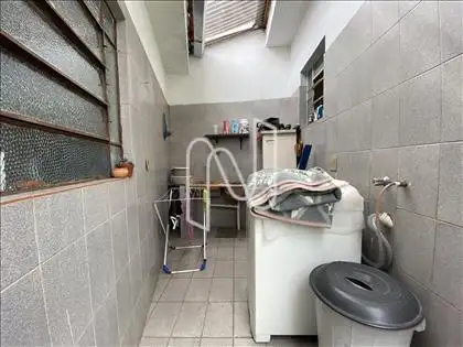 Área de serviços - casa secundária