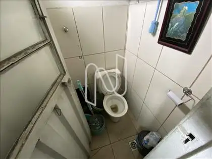 Exemplo de um banheiro de uma das lojas