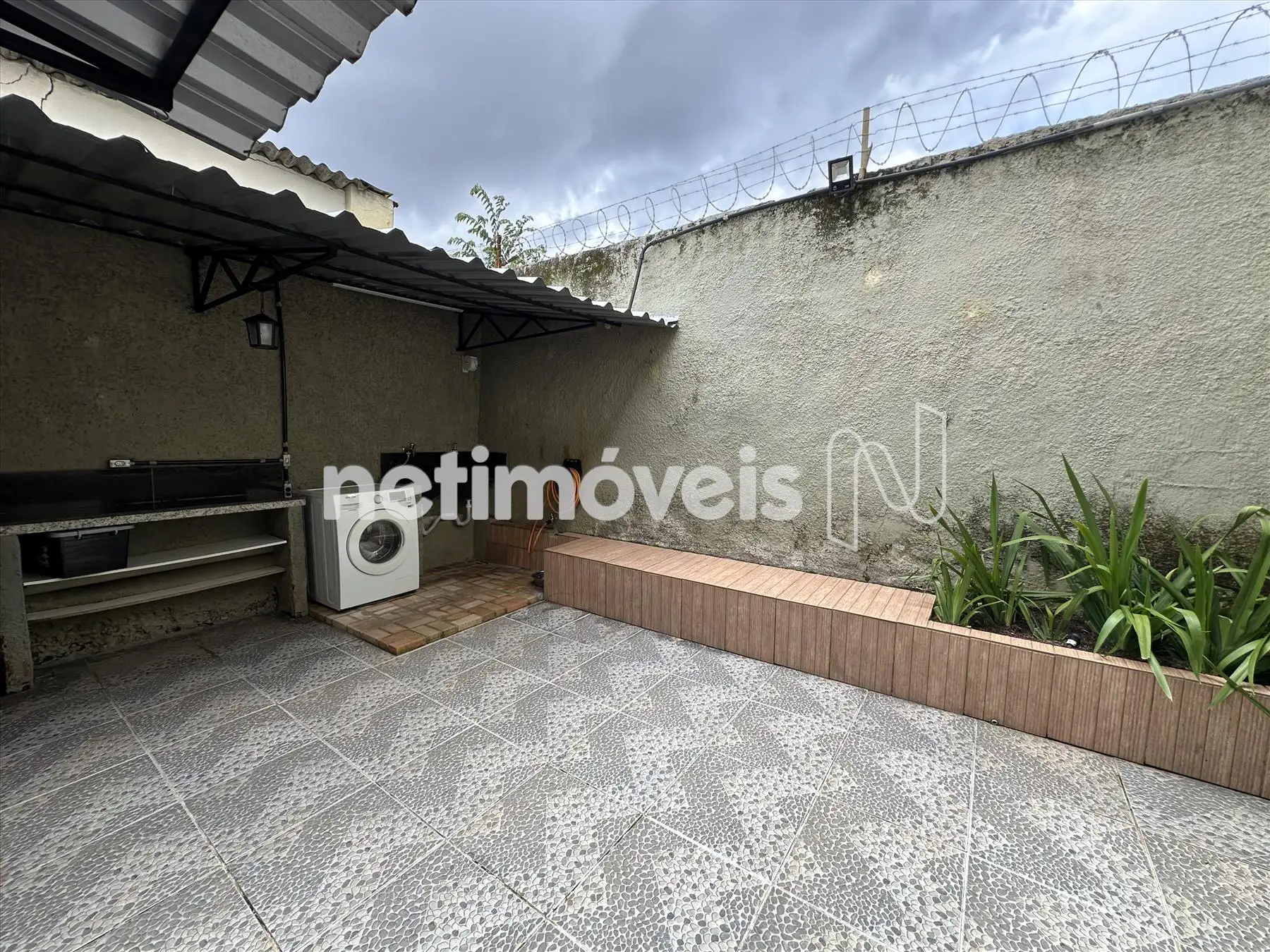 1o andar - casa 4 - pátio + lavanderia