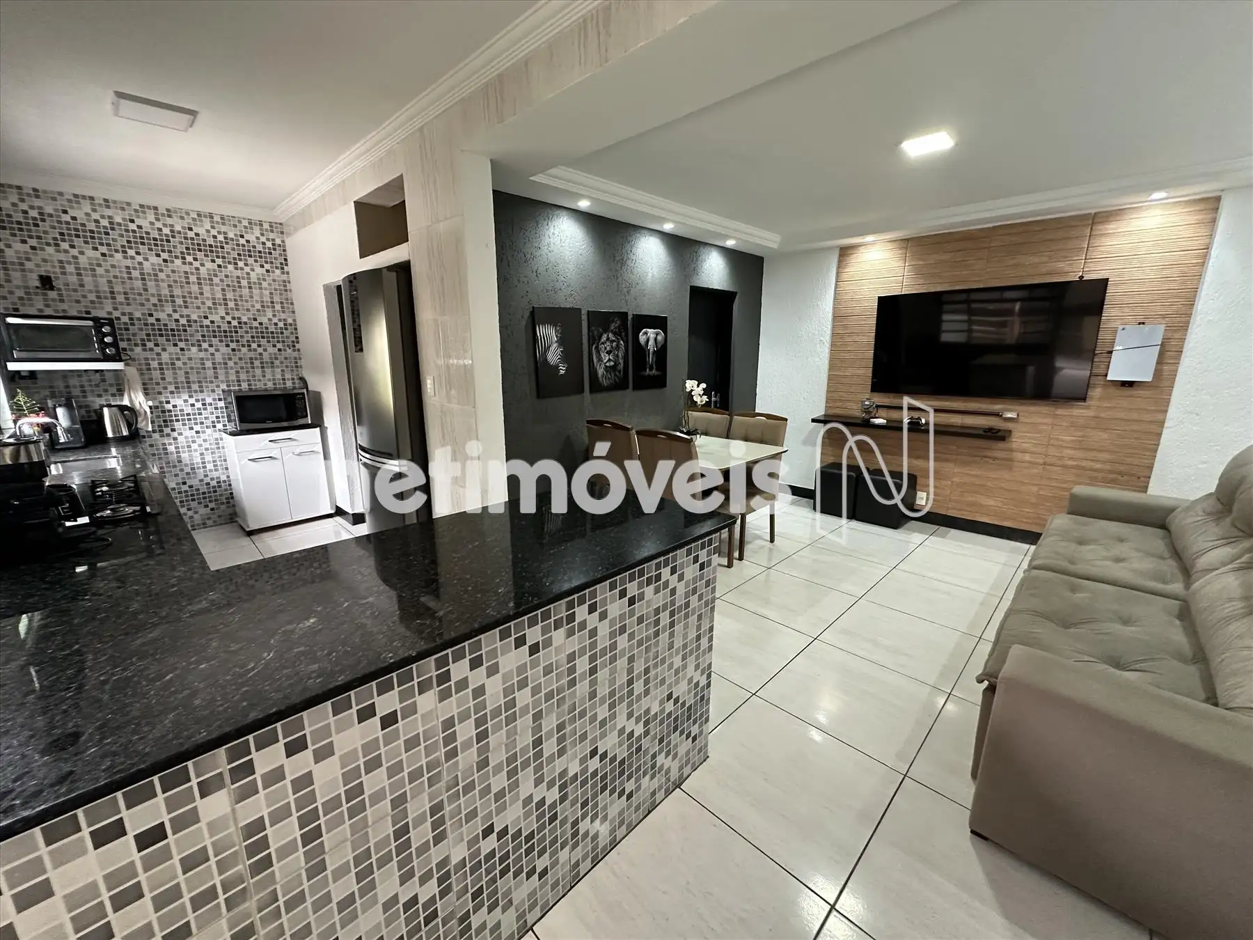 1o andar - casa 4 - sala + cozinha