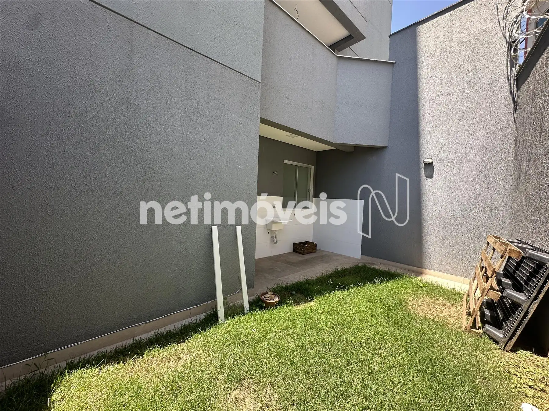 área externa com acesso pela cozinha1