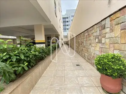 Entrada do prédio