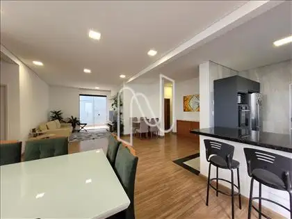 1o. Andar: Sala de 3 ambientes + cozinha - D