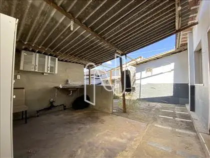 Cozinha e área serviços externos da edícula