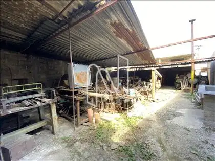 Fundos do lote