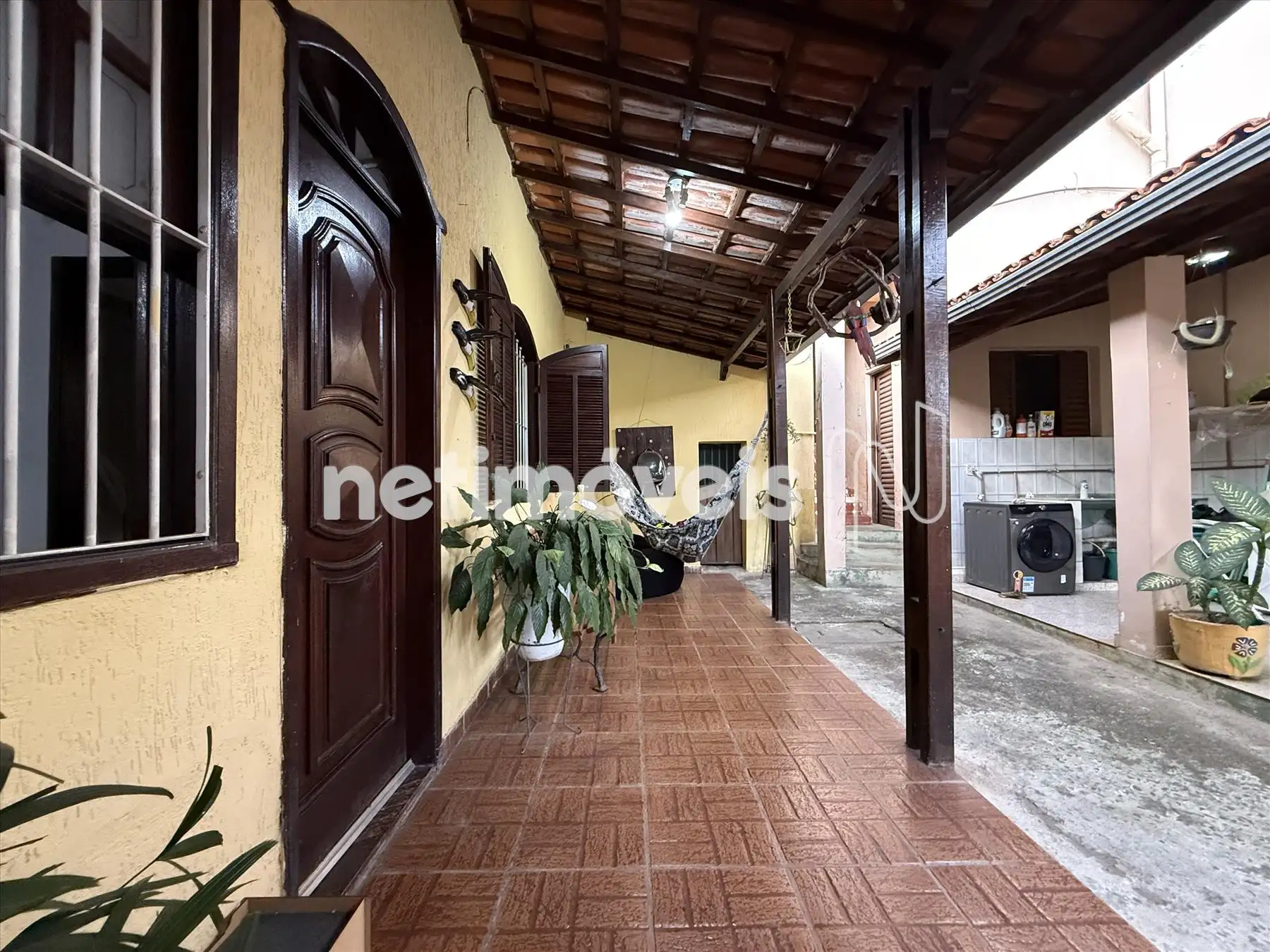 Varanda  - casa nível abaixo