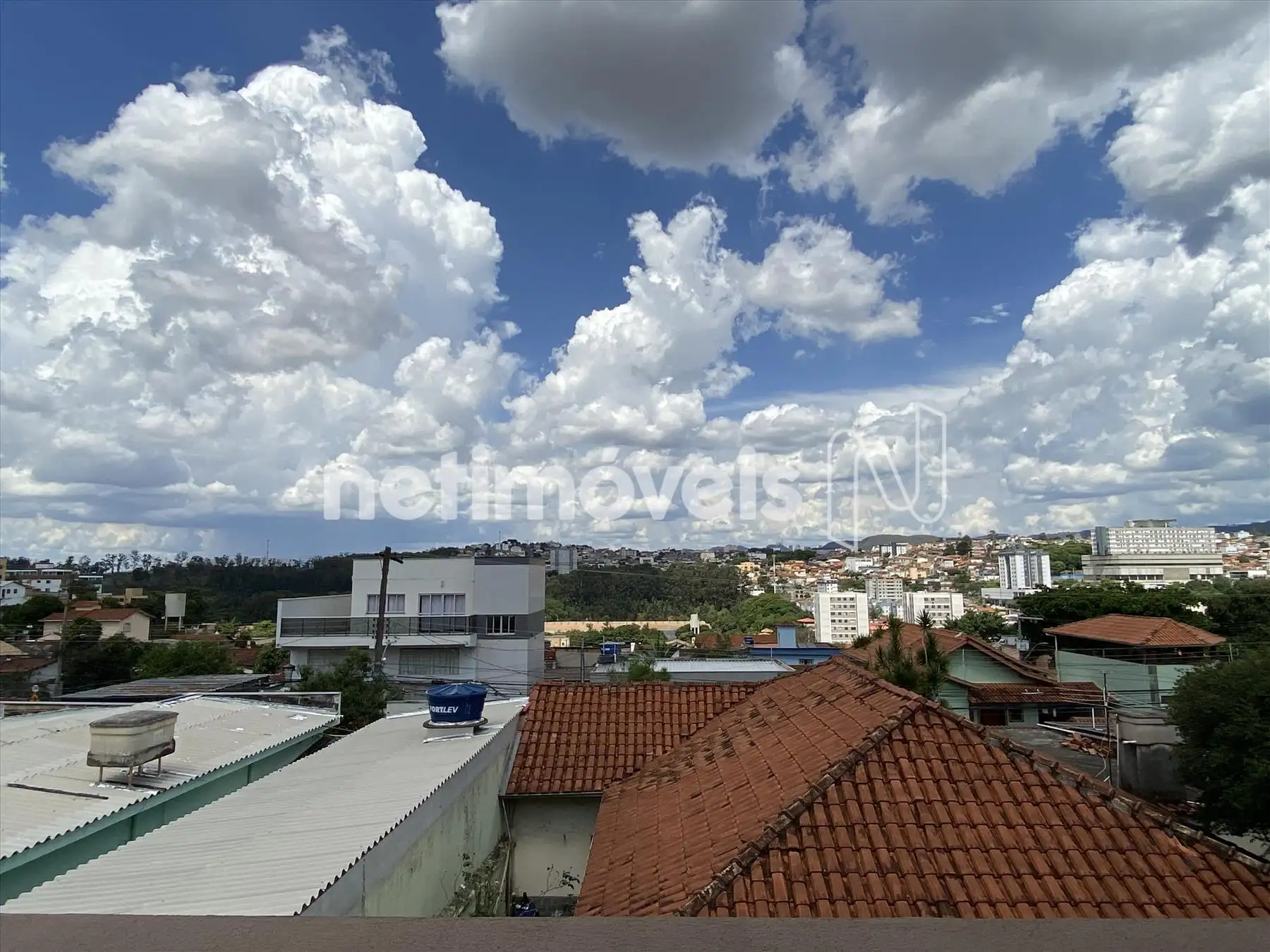 Visto de um dos quartos - nível superior