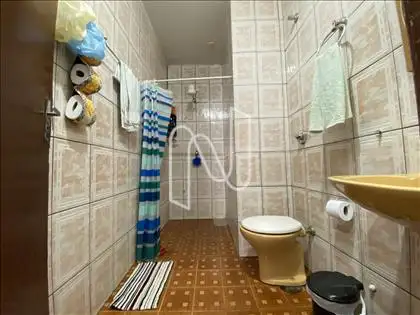 Casa de fundos