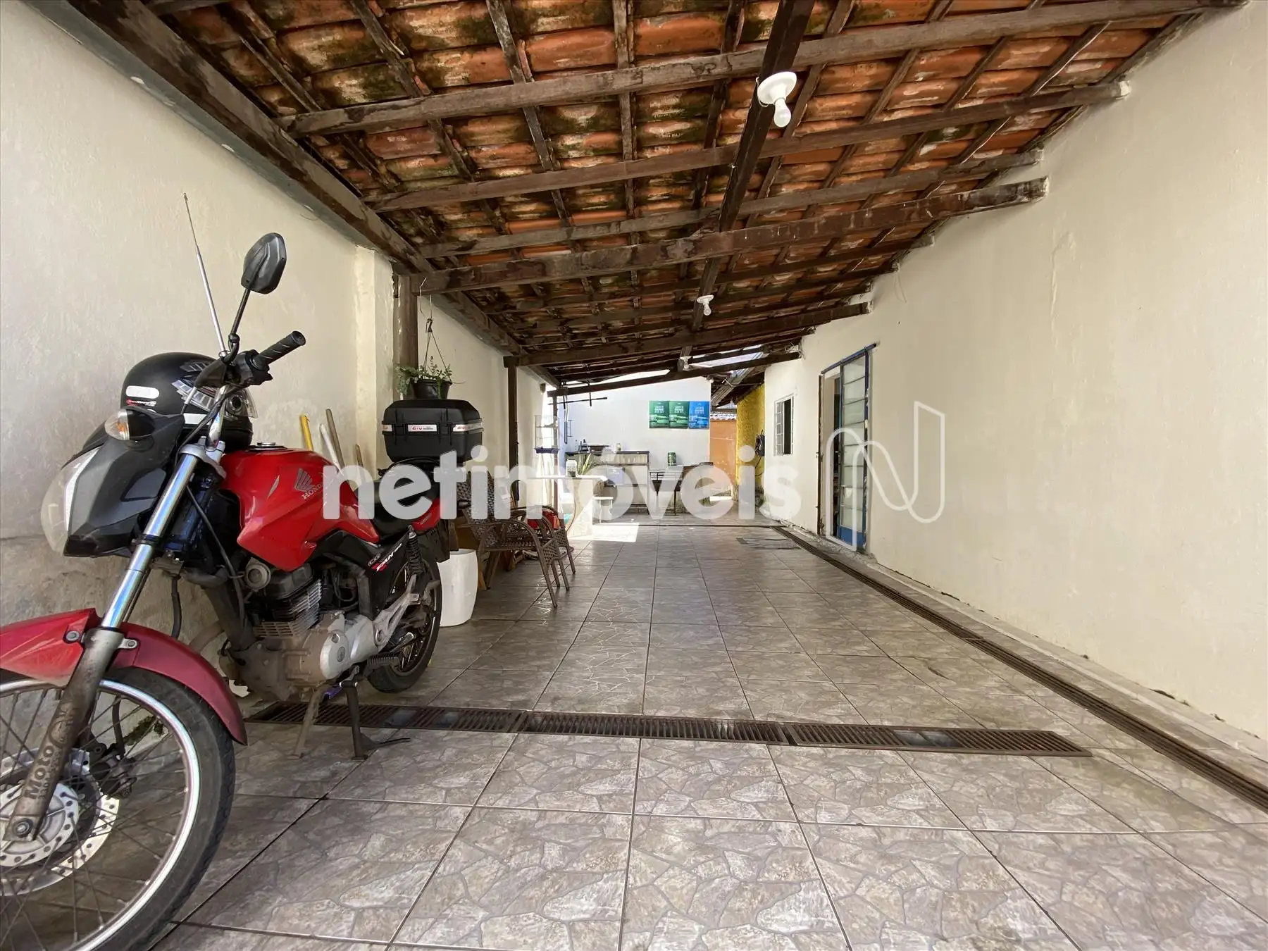 Casa - Área externa/garagem