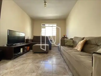 Casa - Primeiro quarto (transformado em sala)
