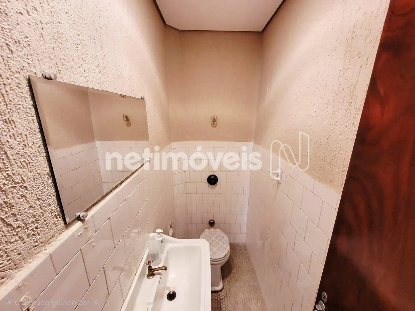 Sala - banheiro - B