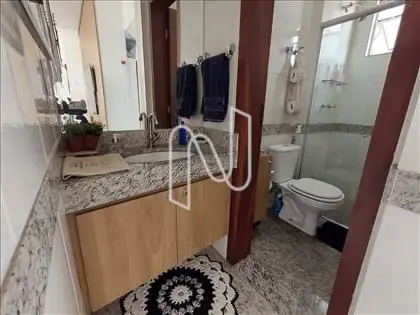 Banheiro com lavabo 