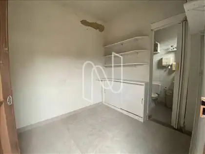 Sala do cômodo anexo fundos