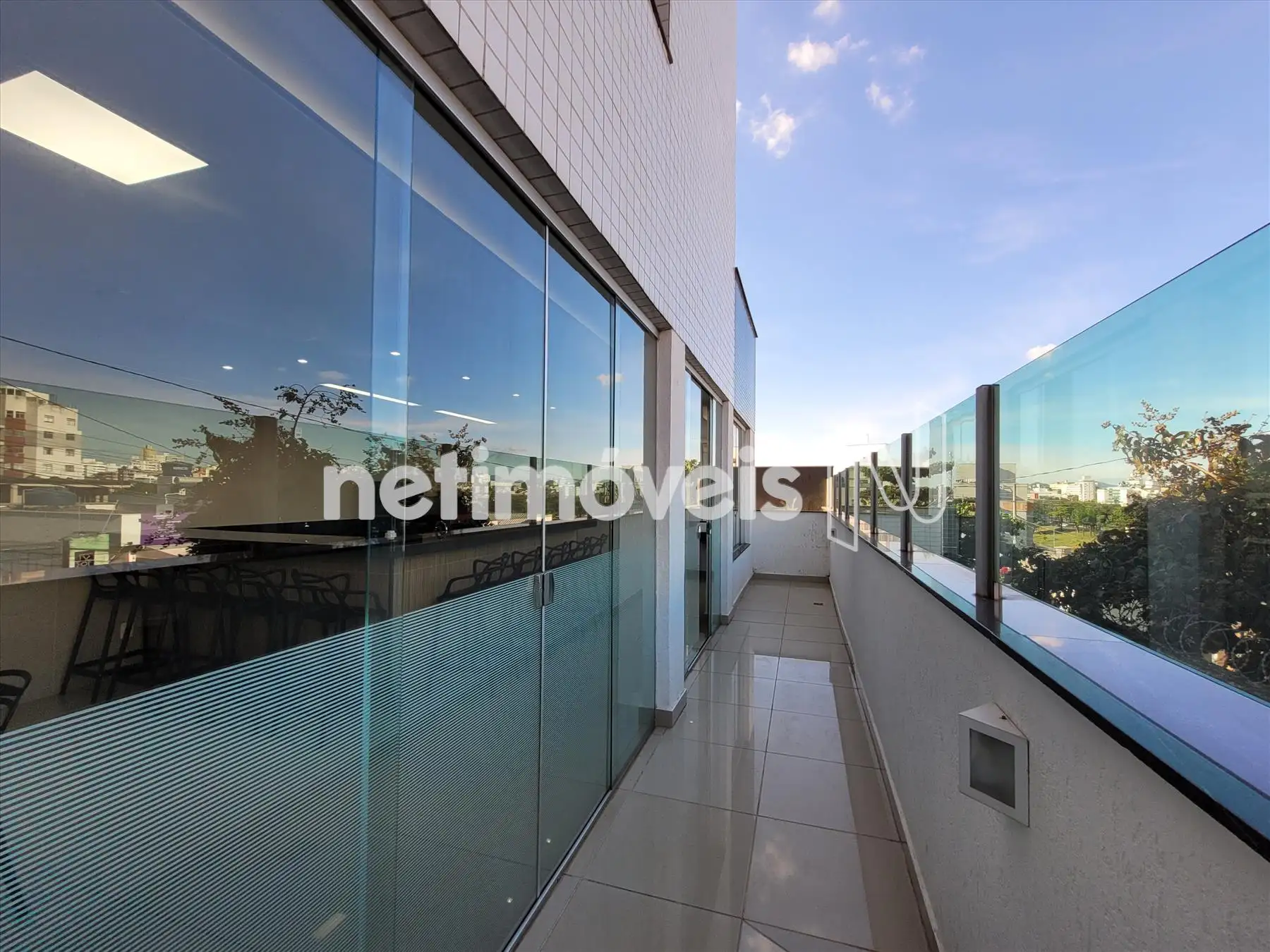 Salão de festas / área externa - E