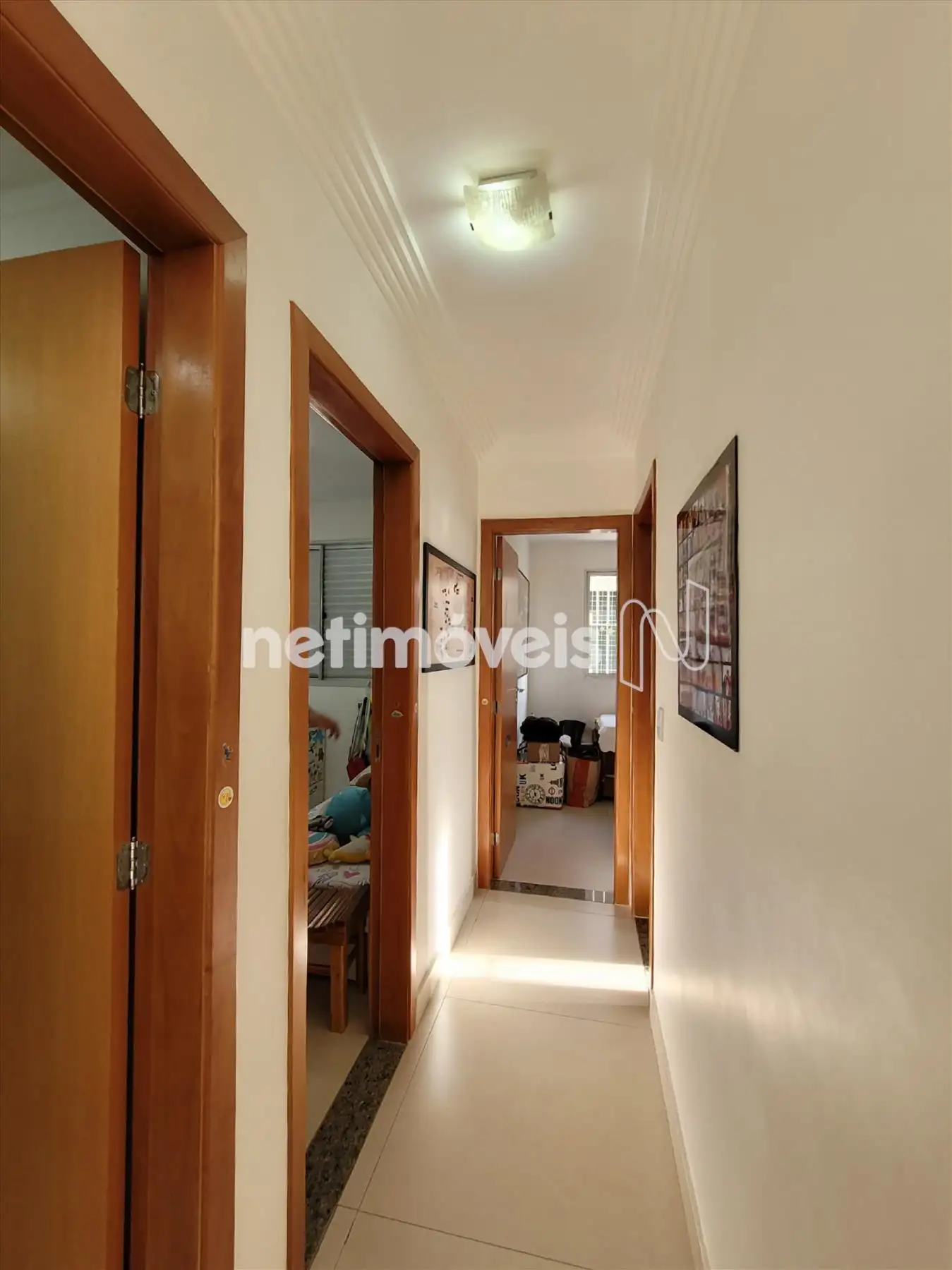 Corredor para quartos - B