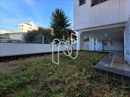 Hall social do prédio / jardim - C