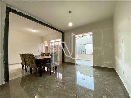 Sala - primeiro nível