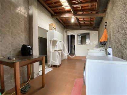 Área de serv. / quarto ext. - primeiro nível