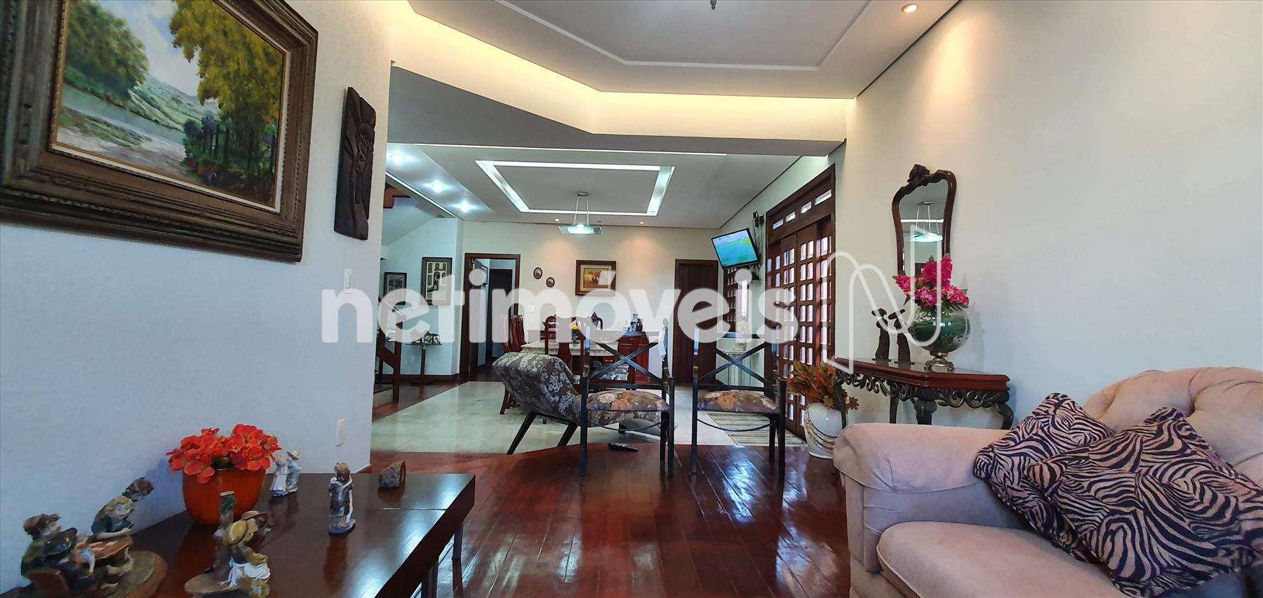 1o. Piso: Sala para 2 ambientes - C