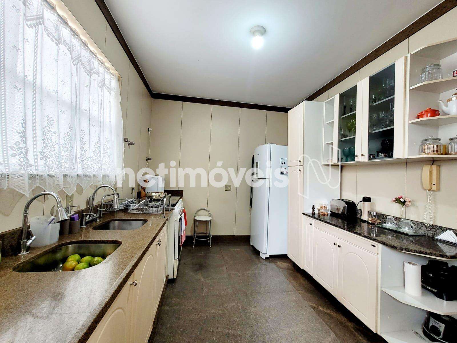 1° Piso: Cozinha - B