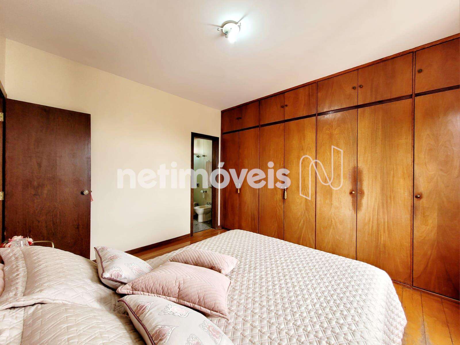 1° Piso: Suíte - A