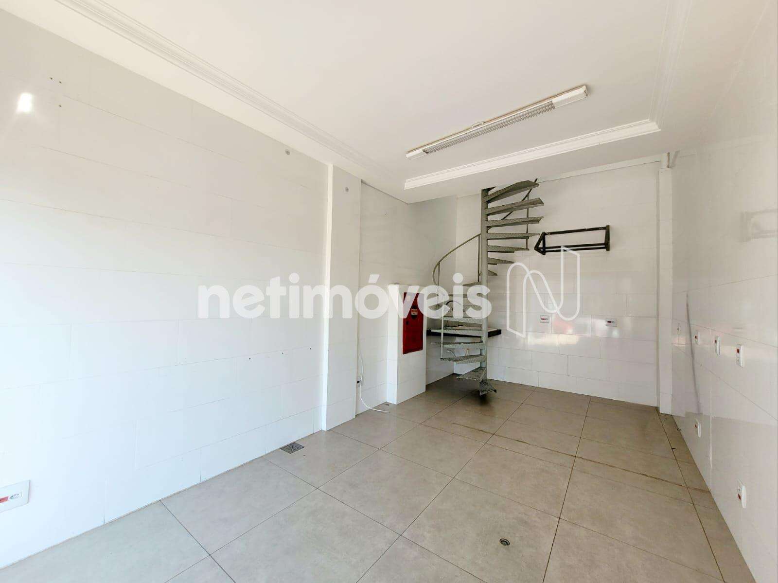 Térreo: Loja no nível da rua - A