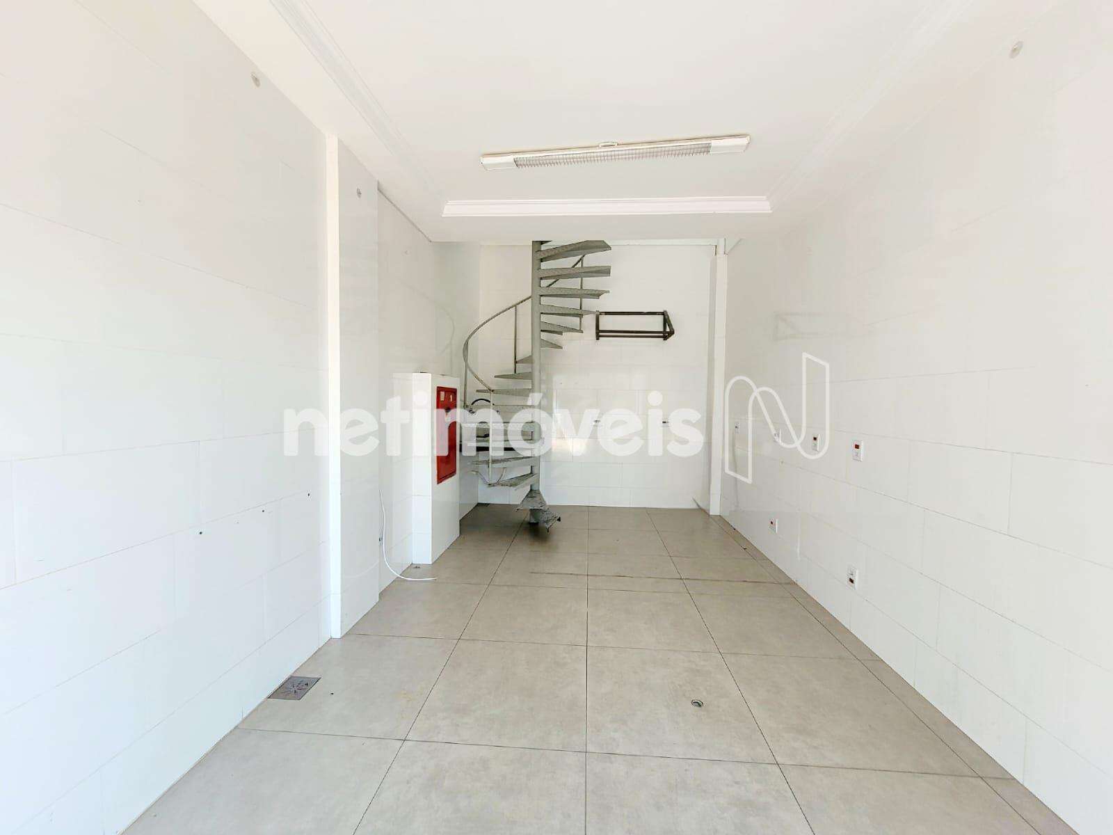 Térreo: Loja no nível da rua - D