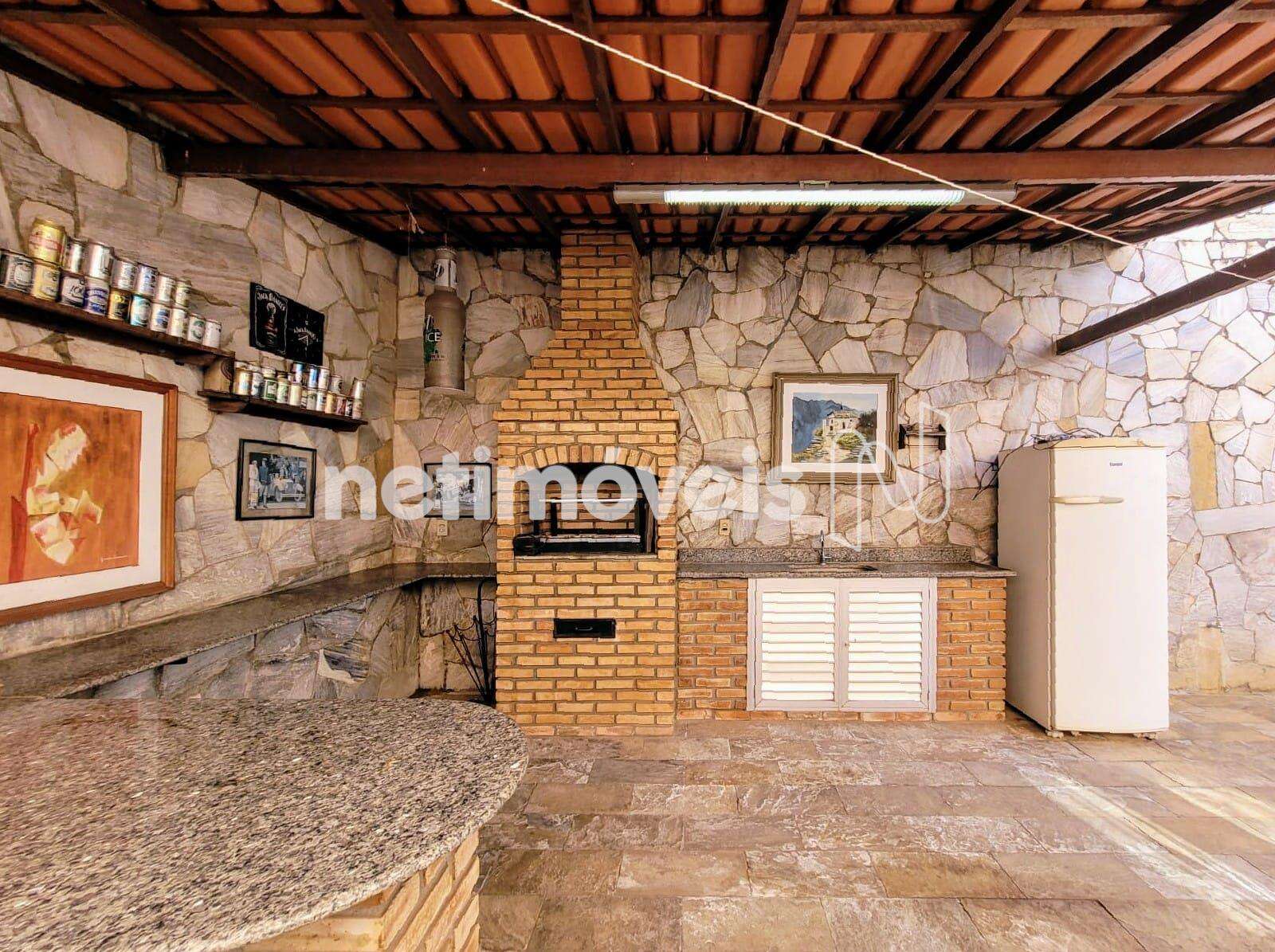 Área de churrasqueira