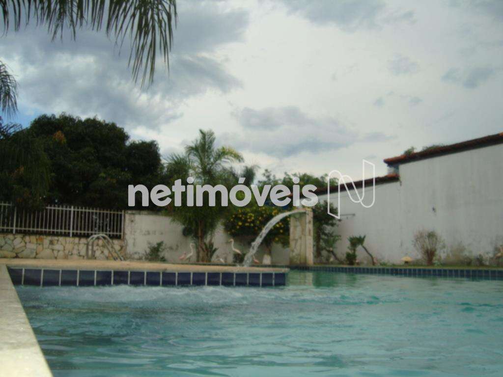 Piscina com hidro - D