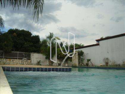 Piscina com hidro - D