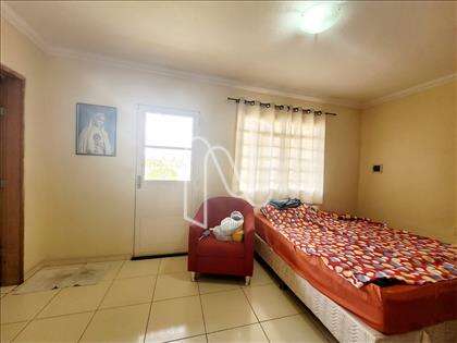 2o. Andar: quarto[3] - B