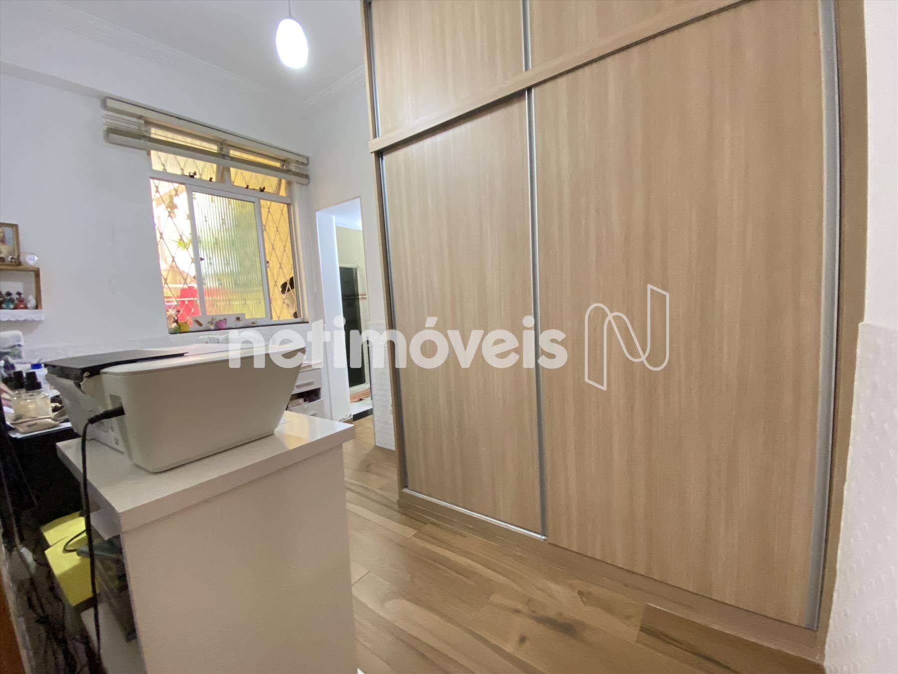 Escritório com suíte