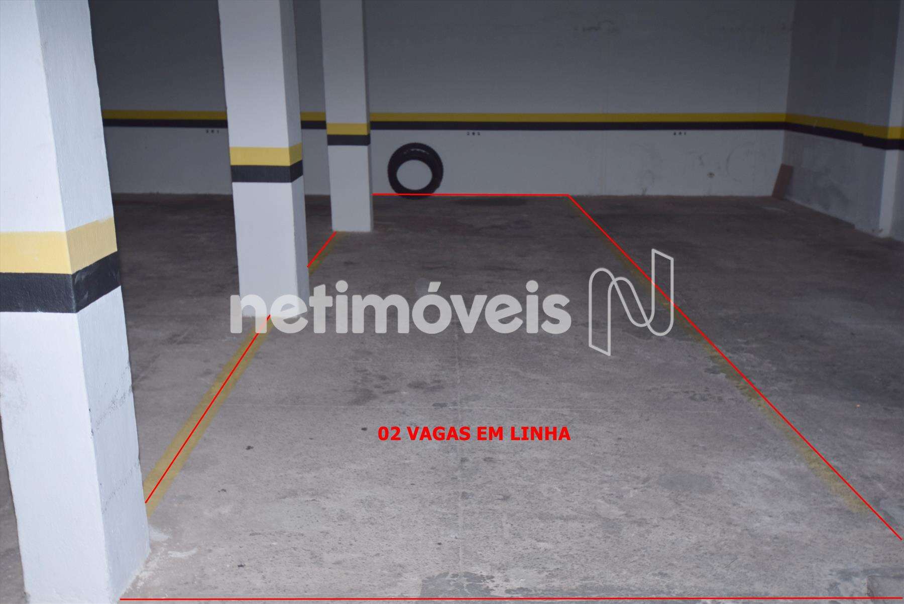 02 vagas de garagem em linha