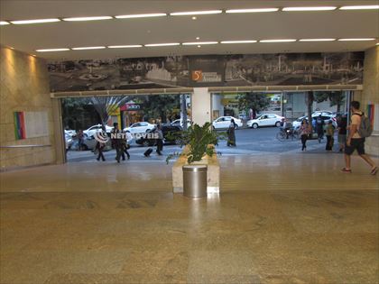 Entrada do shopping