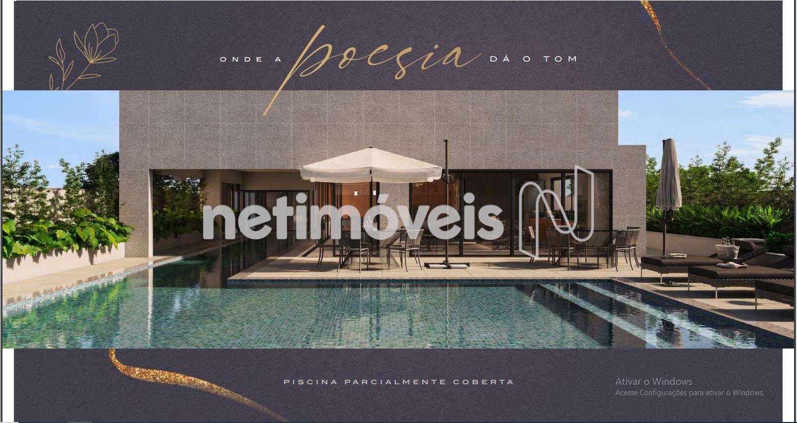 Piscina coberta parcialmente