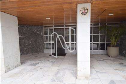 Entrada do prédio