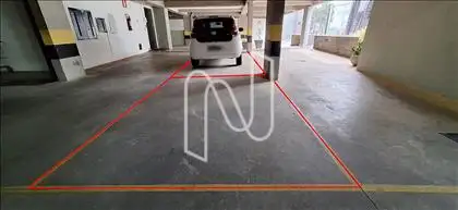 Vagas de garagem cobertas em linha 
