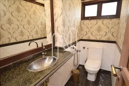 1º pavimento: Lavabo 