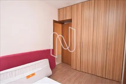 Quarto 02 c/ armário e suite 