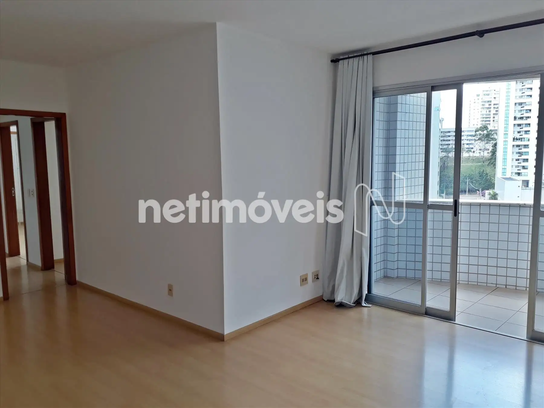 Sala para 02 ambientes